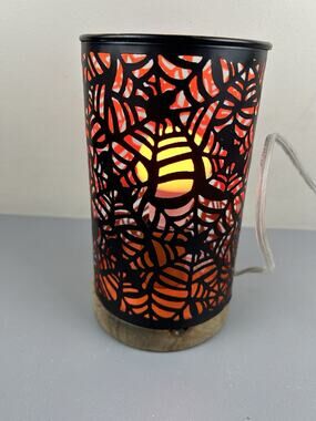 Halloween Creepy Spider Spiderweb Silhouette Accent Lamp Orange Glow Black Metal